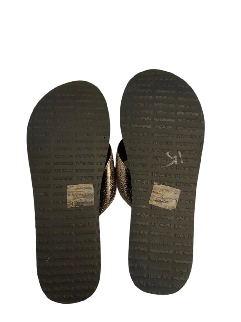 Y2K 90s Yellow Box flip flops silver metallic  pebbled straps platform Thongs - Picture 11 of 11
